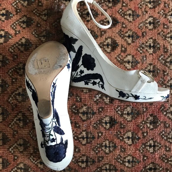 Gucci Embroidered Floral Canvas Platform Wedges - Picture 5 of 8